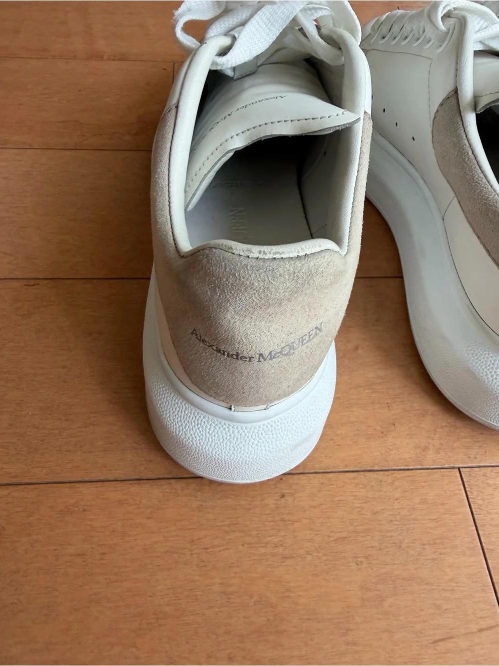 Alexander McQueen White Leather Platform Sneakers - Picture 6 of 9